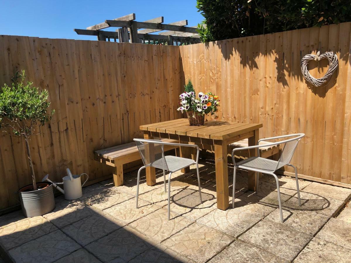 Cosy Cwtch Villa Porthcawl Exterior photo